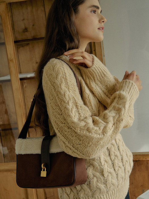 T Lock Shearling Mustang Bag_Dark Brown