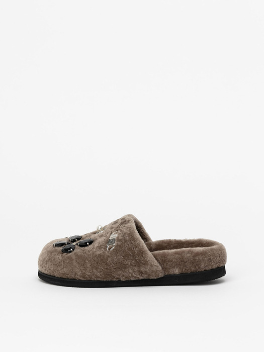 VETERAN SHEARLING SLIDES_2colors