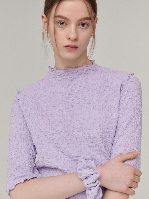 Mock neck crinkle top - Lavender