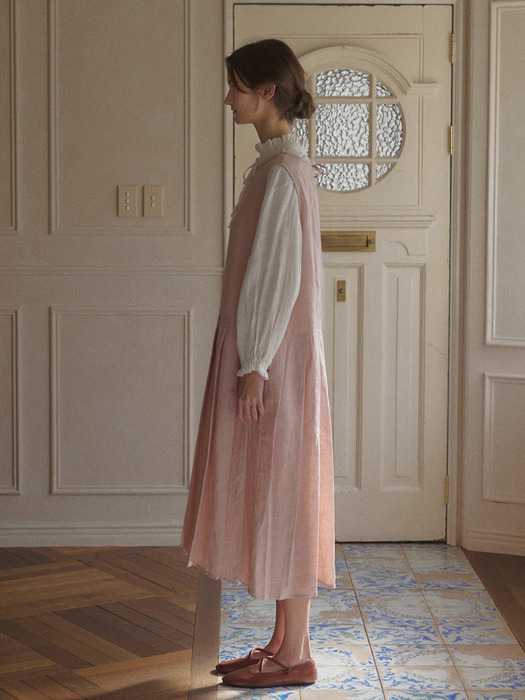 Pleated gathered linen dress