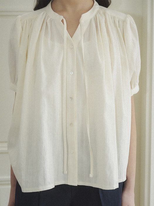 24SS_ 렌느 셔링 블라우스 Reine shirring blouse (Cream)