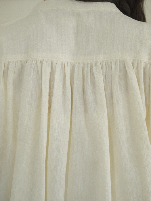 24SS_ 렌느 셔링 블라우스 Reine shirring blouse (Cream)