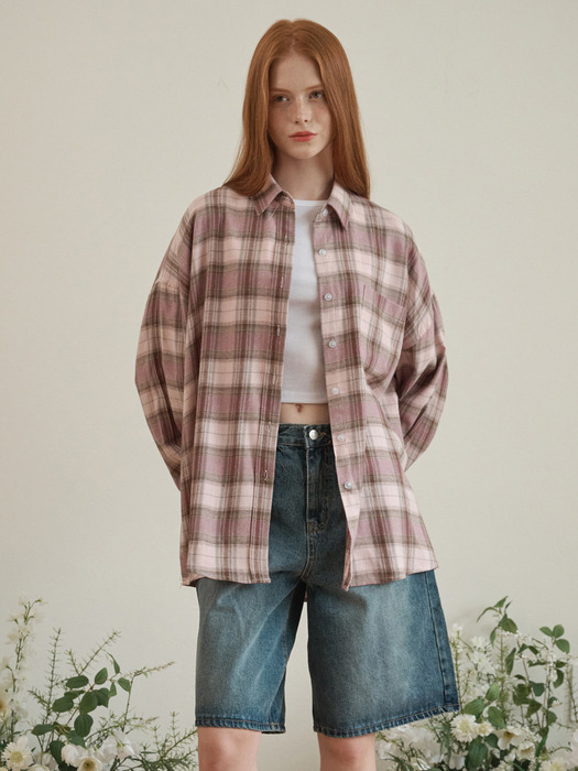 Oversized checkered shirt Pink