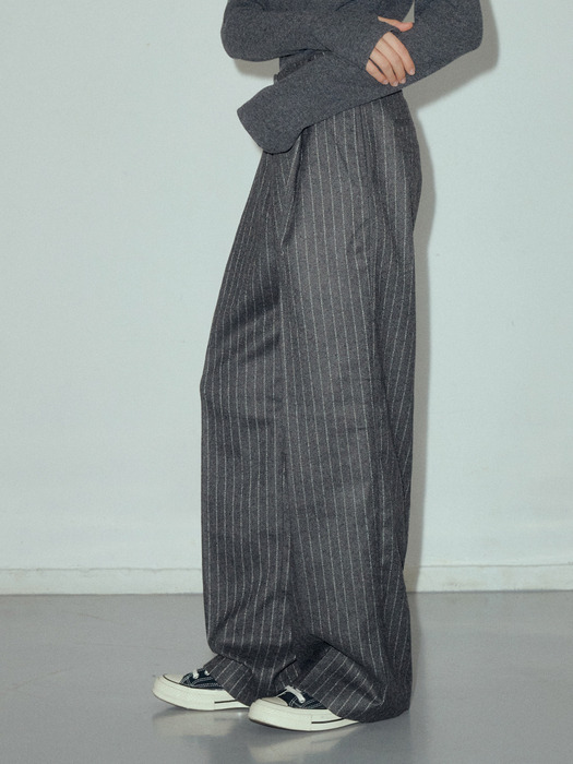 Wool Blend Pin Stripe One-tuck Trousers_CTB534(3color)