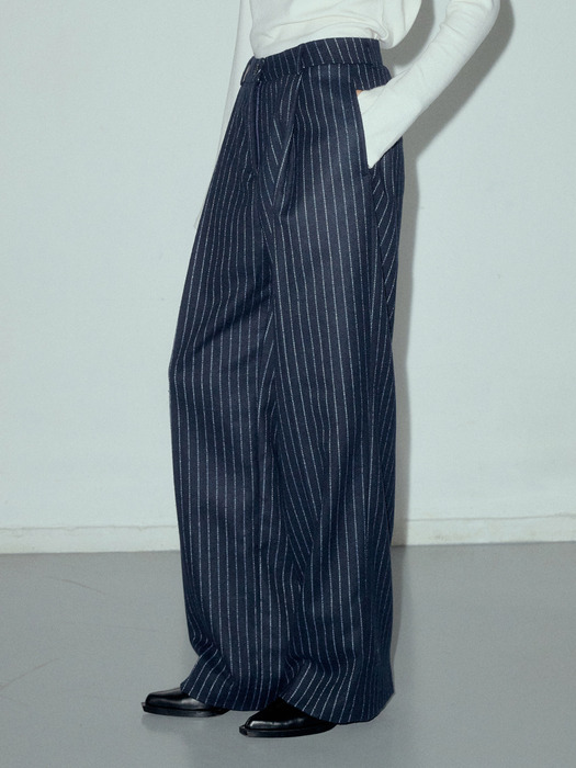 Wool Blend Pin Stripe One-tuck Trousers_CTB534(3color)