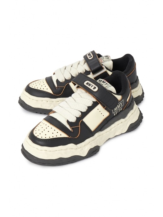 [메종 미하라야스히로]MAISON MIHARA YASUHIRO 메종미하라야스히로 키스 오리지널 솔 스니커즈 A13FW702 BLK WHT (남여공용) [W CONCEPT]