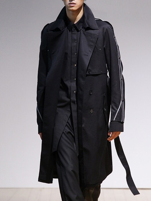BLACK LONG ARM DETAILED TRENCH COAT