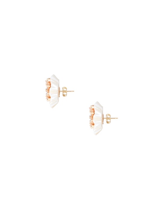 Pearly Flower Post Earrings