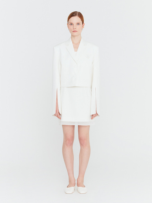  20SS CROPPED BLAZER WITH SLIT SLEEVES AND BUTTON TAB DETAIL - IVORY