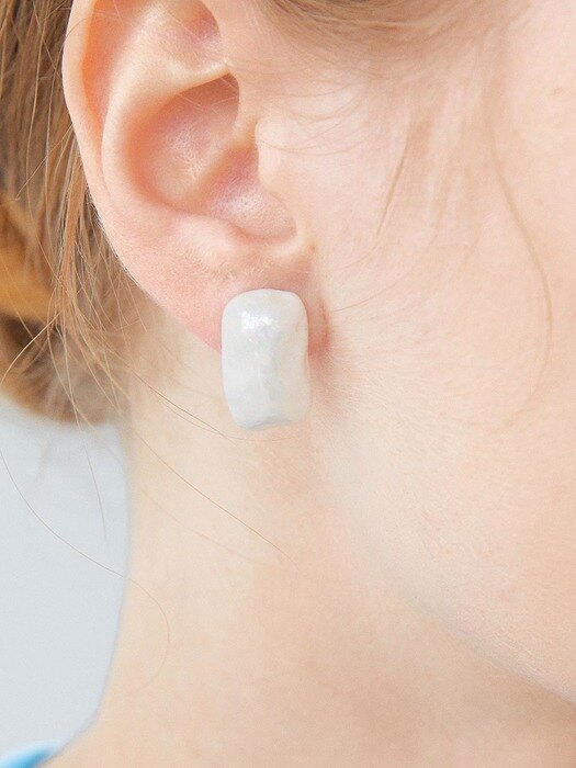 Daily rectangle texture ceramic earring(Lime)