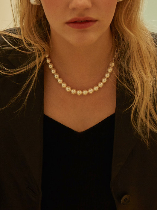 Kelly Pearl Necklace_VH24NNNE110M