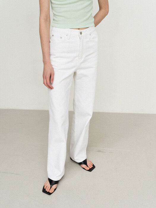 straight white denim pants (white)