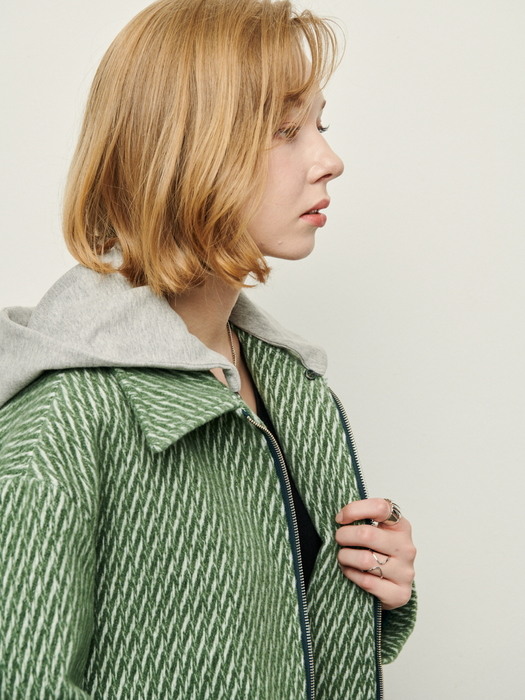 Detouchable hood-Zip up green coat