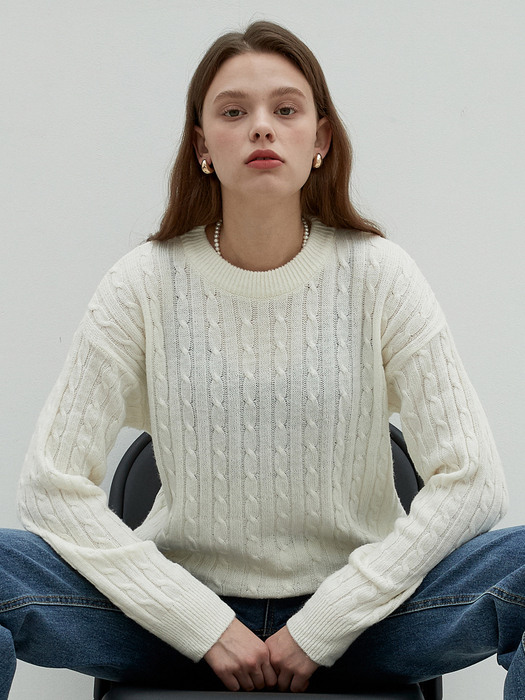 iuw1115 cable V knit (ivory)