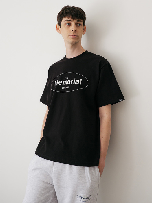 (UNISEX) Memorial Round Logo T-Shirt 티셔츠 (블랙)