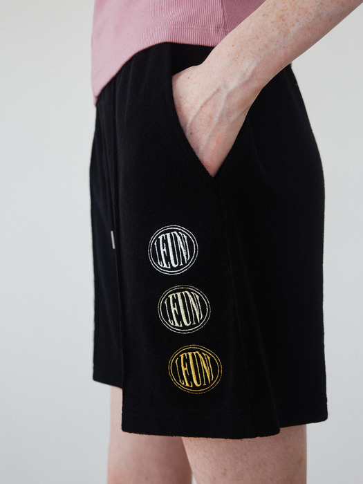 Embroidery Terry Shorts_Black
