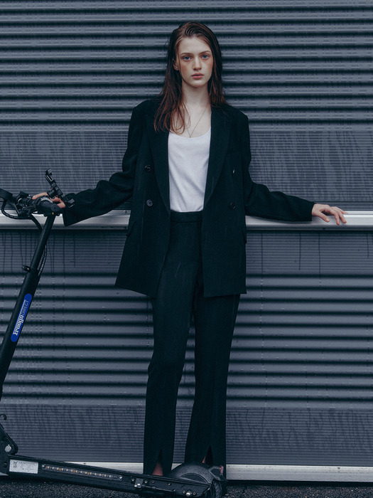 [Drama Signature] Front-Slit Slim Trousers