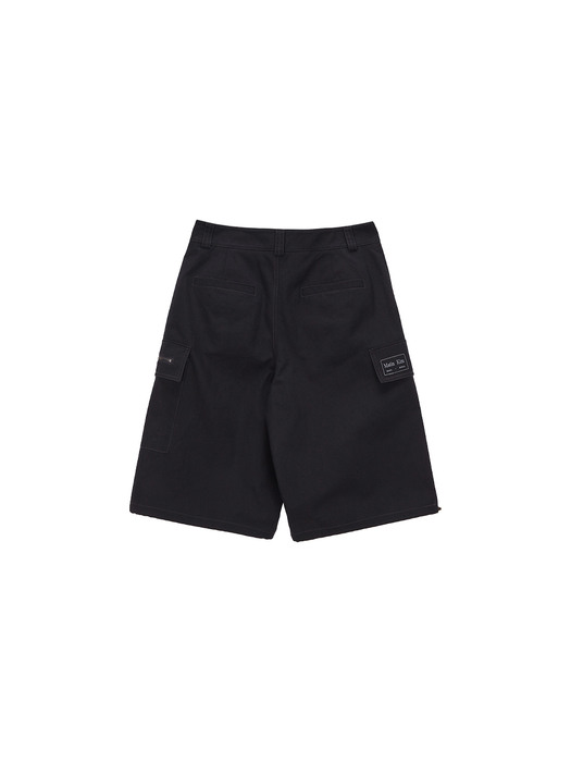 COTTON CARGO CAPRI PANTS IN BLACK