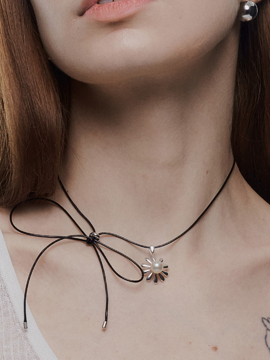 Flower Black Strap Necklace [sv925]