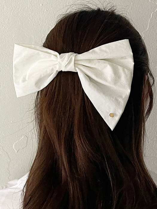 [단독]oar Classic Leaf Ribbon Barrette 2컬러 택1