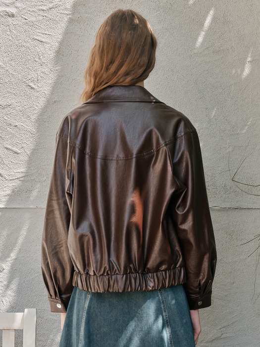 WD_Vintage leather jacket