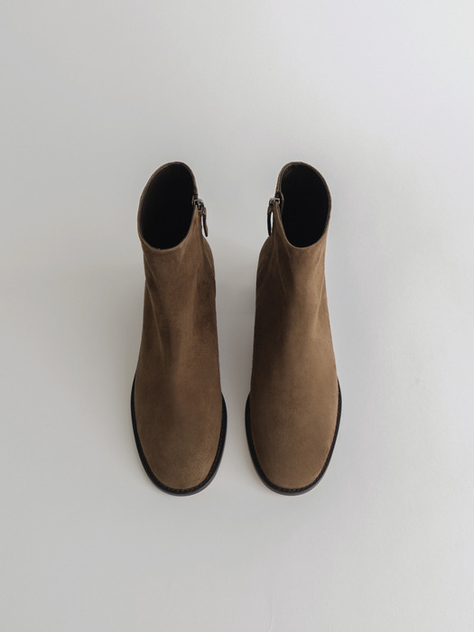 suede ankle boots (brown)