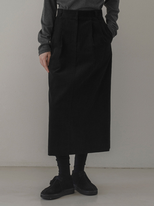 Corduroy H-line skirt (black)