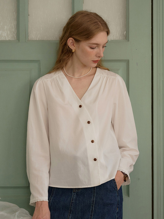 SR_French v neck button blouse