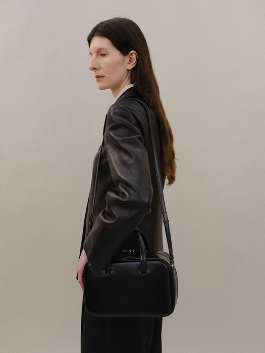 Medium Tin square tote bag Glossy black