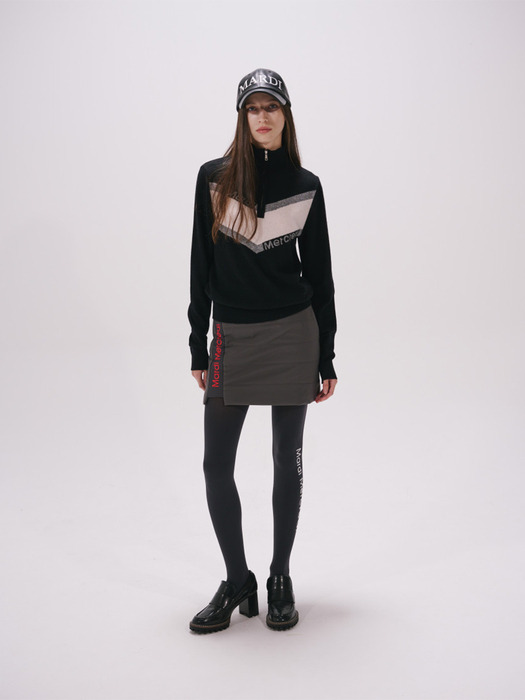 V LOGO JACQUARD HALF ZIP UP KNIT TOP_BLACK IVORY