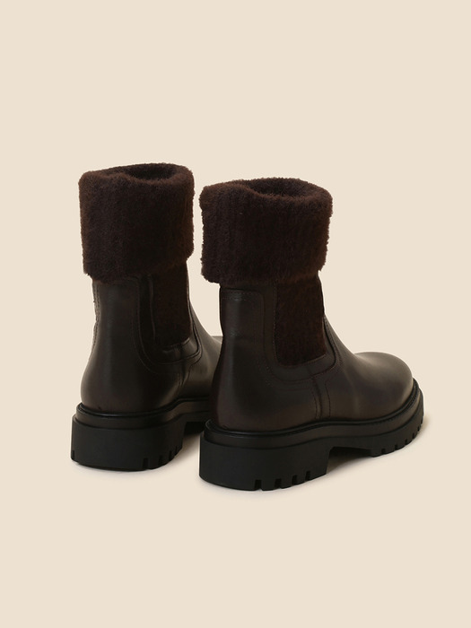 Fuzzy chelsea boots(brown)_DG3CW24602BRN