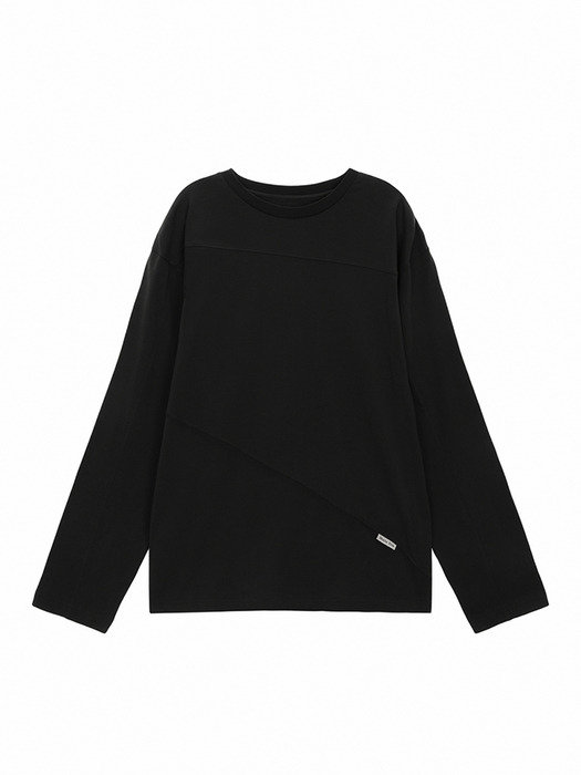 DIAGONAL OVERFIT LONG SLEEVE TOP IN BLACK