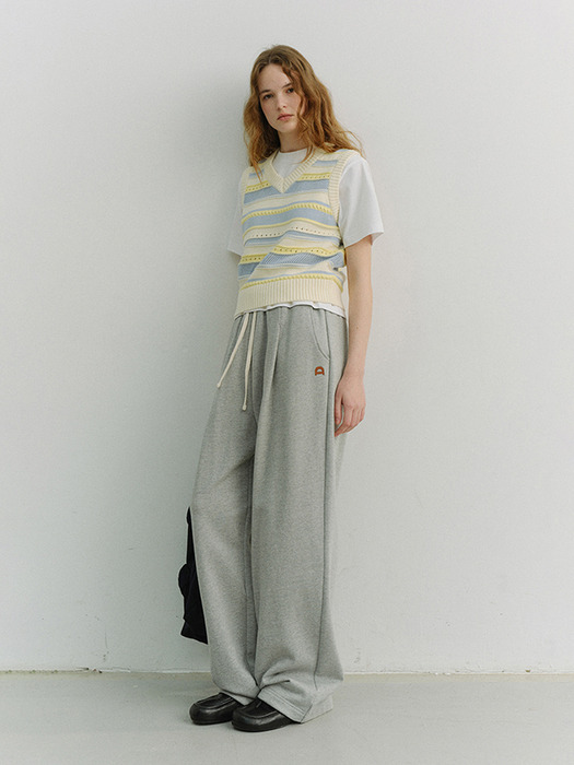 UNISEX LEATHER LOGO WIDE SWEAT PANTS MELANGE GREY_UDPA6A102G2