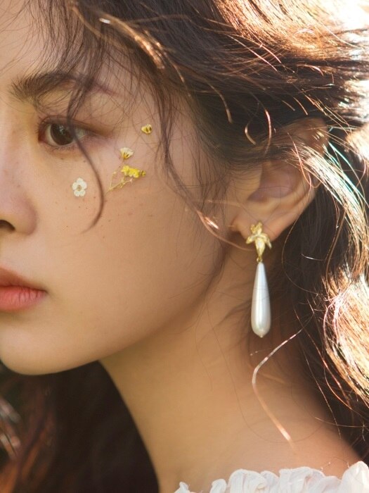 icicle flower earrings