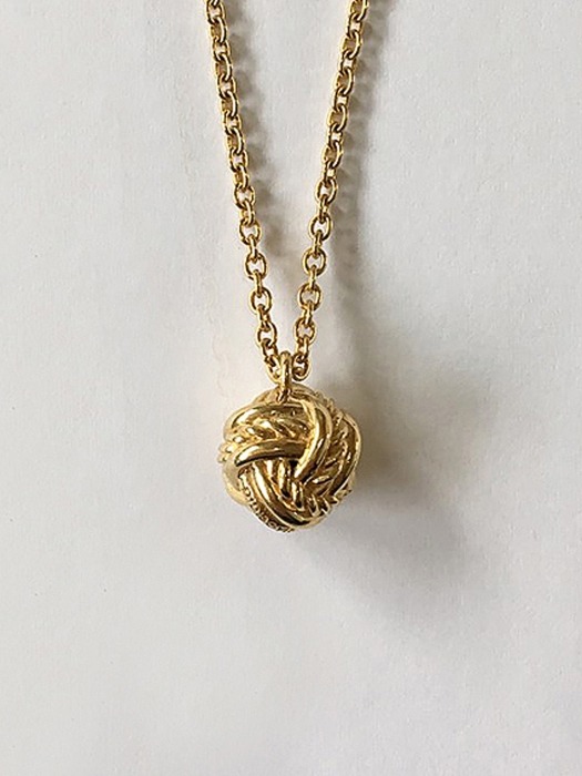 Twist Gold Knot Necklace