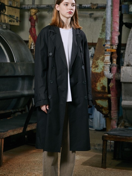 SQUARE TRENCH COAT (BLACK)