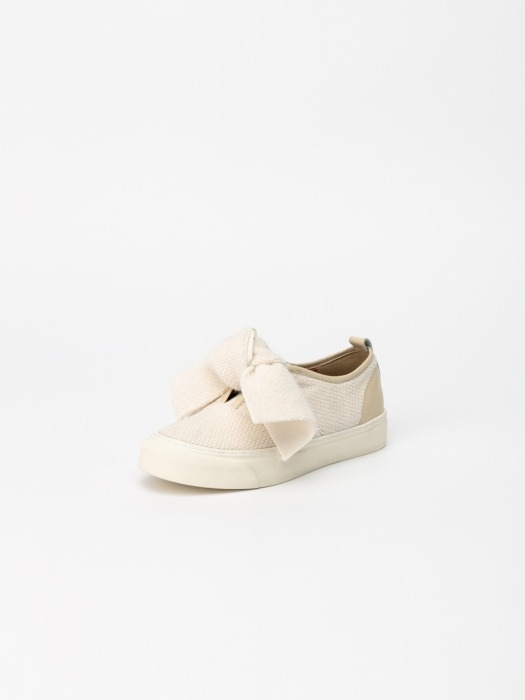 Malts Angora Slip-on Sneakers in White