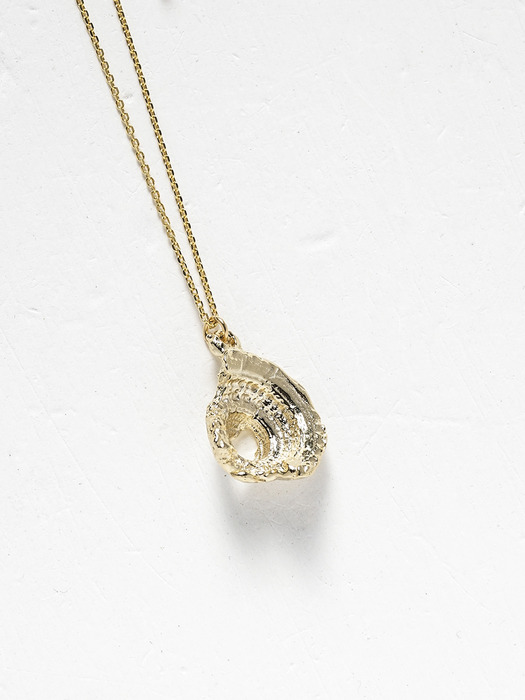 The Gleaming Fragments Necklace Gold