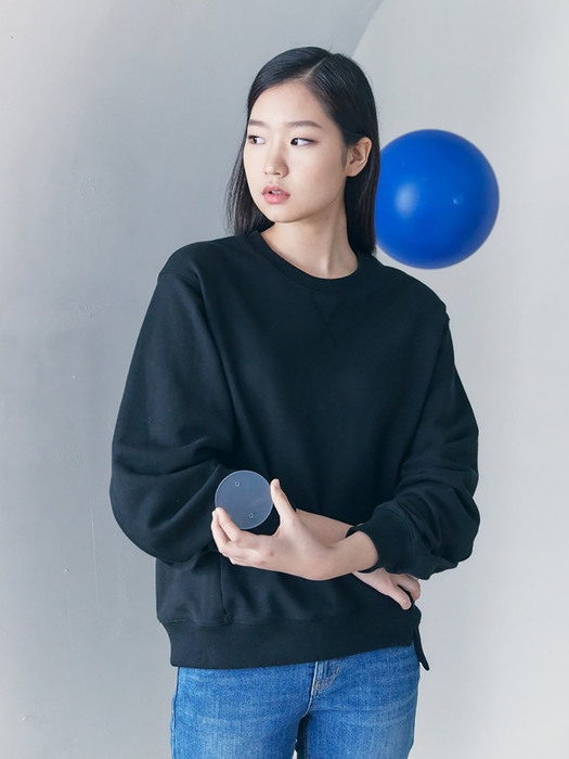 Slit Sleeve Sweatshirt  Black (KE1140M055)