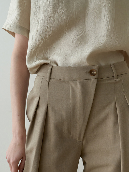 7차_Crack half blouse_BEIGE