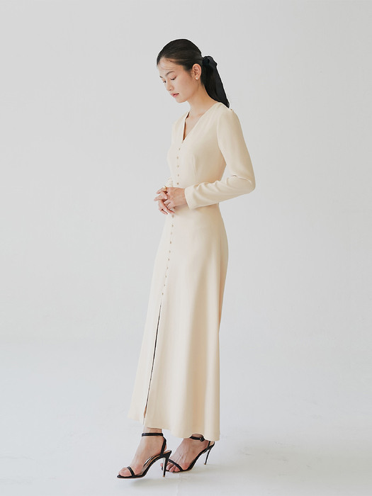 [미전시]CHELSEA V-neck long sleeve maxi dress (Ivory/Light beige/Black)