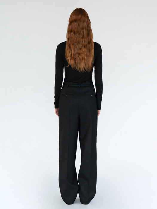 Pleated Wide Trousers / Black