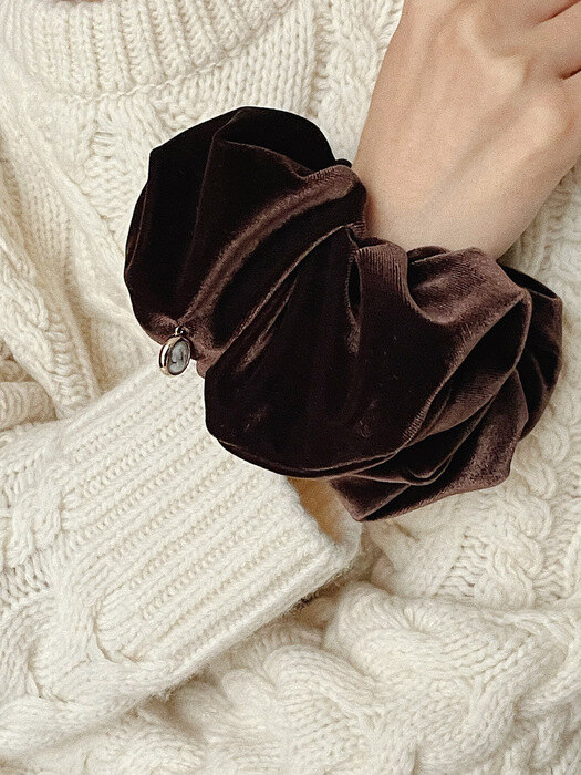 oar Vintage drop Velvet Cameo Wide Scrunchie [Brown]