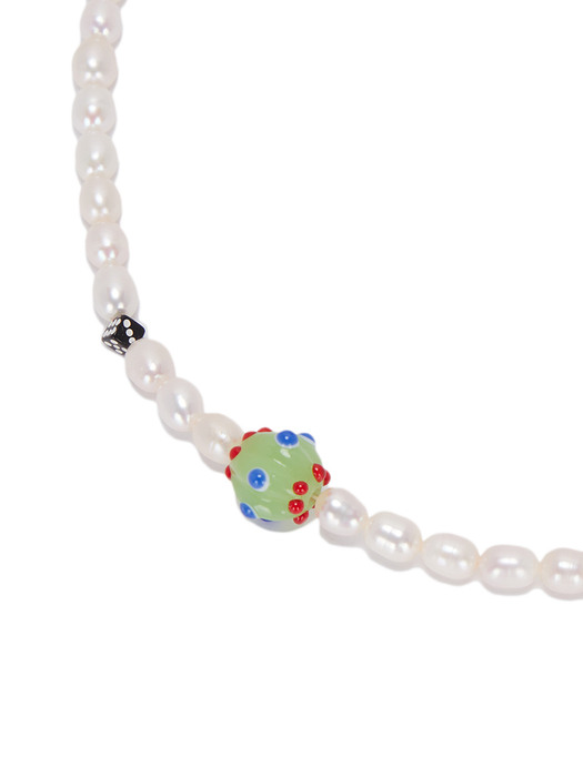 PEARL MIX NECKLACE IN GREEN