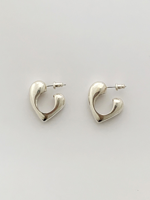heart hoop silver earring 