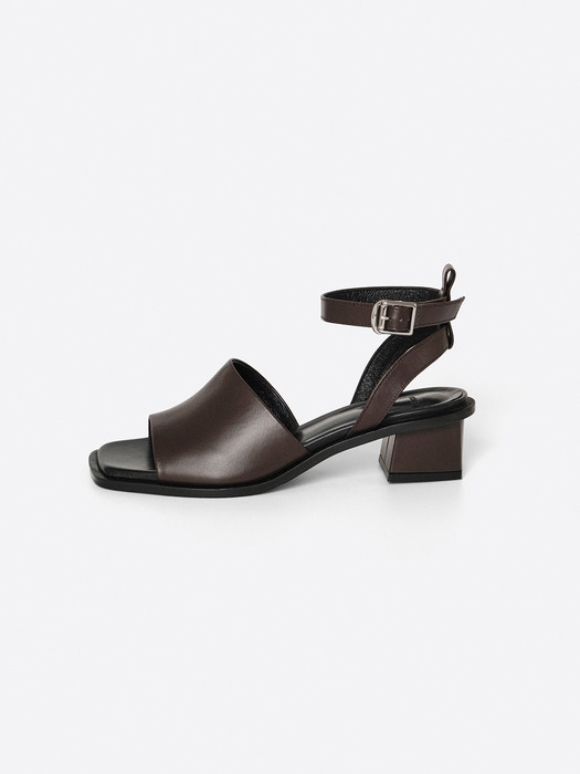 Mago Sandals / Brown