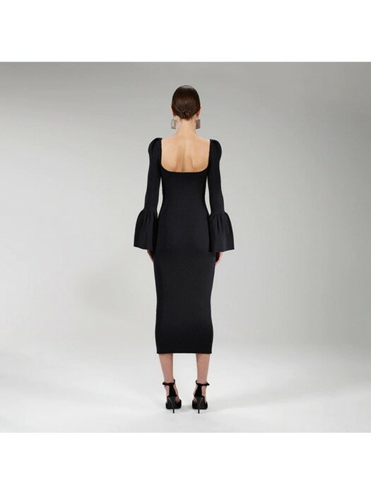 블랙 립 니트 보우 바스트 미디 드레스 (PF22-058S)
