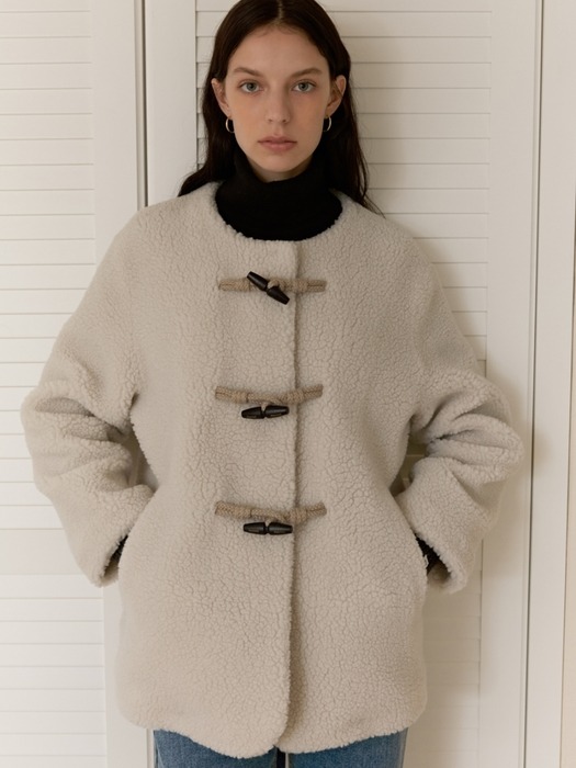 toggle button fleece coat - ivory