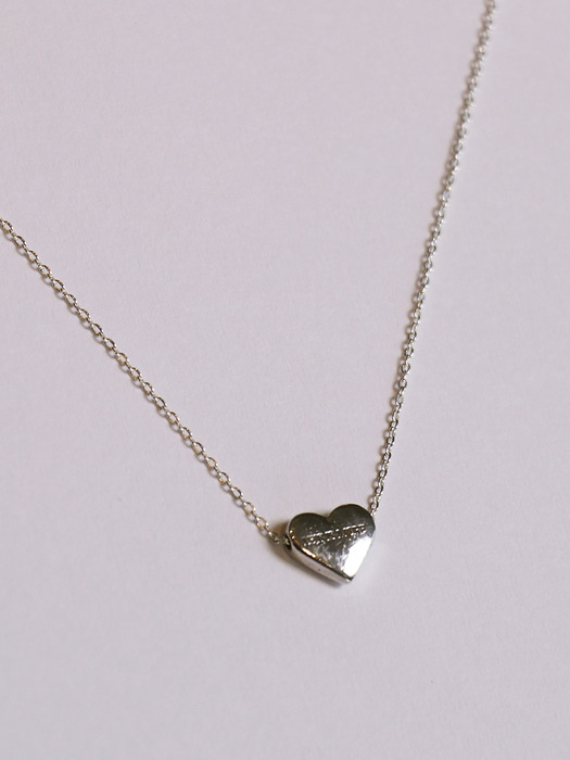 [단독]silver heart necklace