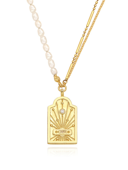 Voyage Day Gold Necklace
